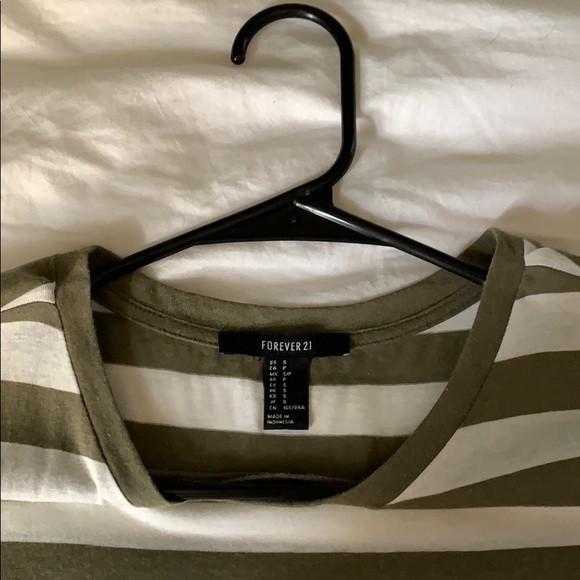 F21 tee - Picture 2 of 2